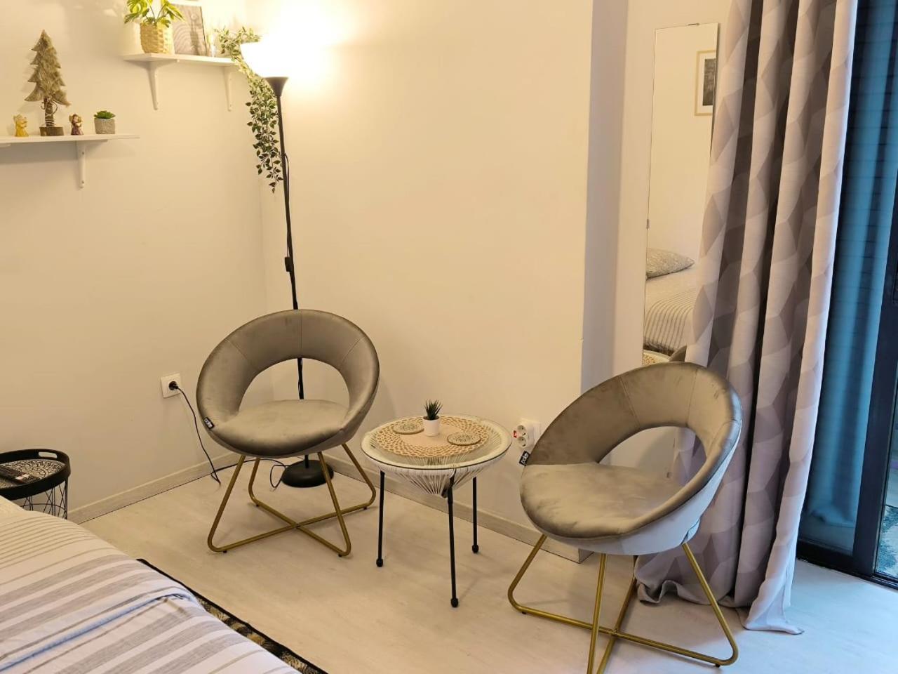 Idea Studio Thessaloniki Self Check-In Bagian luar foto